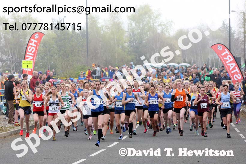 Senior womens 2019 Elswick Harirers Good Friday Road Relay, Newburn, Newcastle. Photo:  David T. Hewitson/Sports for All Pics